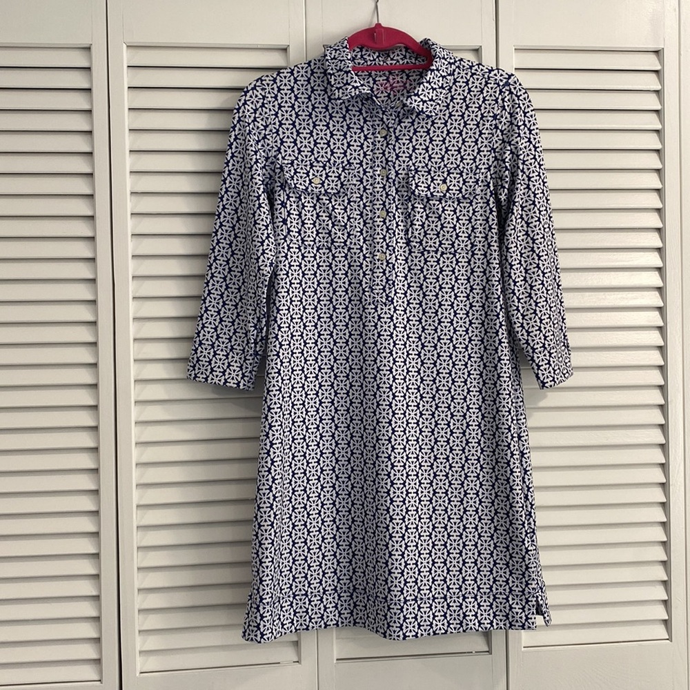 LIKE NEW VINEYARD VINES POLYESTER DRESS. - Picture 1 of 8